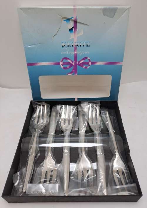 6 Eetrite Cake Forks  still in Packaging -Unused