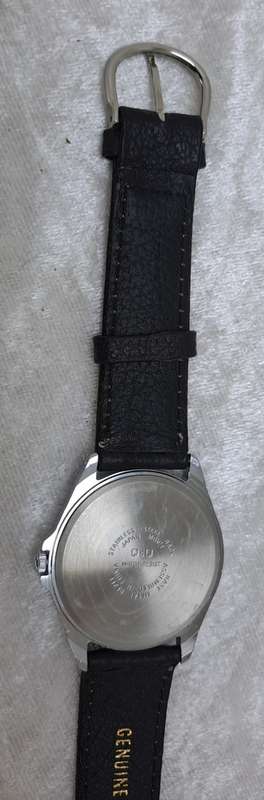 Pre-owned Q&Q Quartz Watch With Leather Strap -Japan Movement-Working