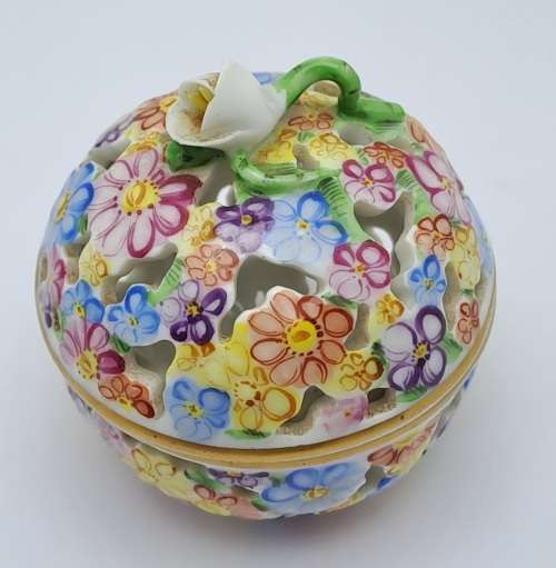 Vintage Herend Hvngary Hand Painted reticulated Floral Porcelain Trinket box/Possibly for potpourri.