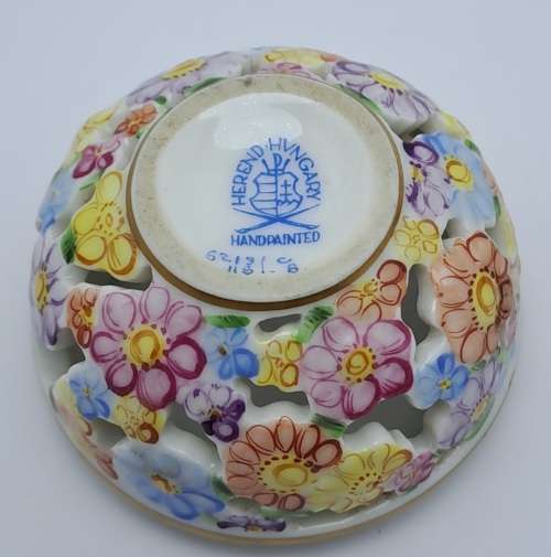 Vintage Herend Hvngary Hand Painted reticulated Floral Porcelain Trinket box/Possibly for potpourri.