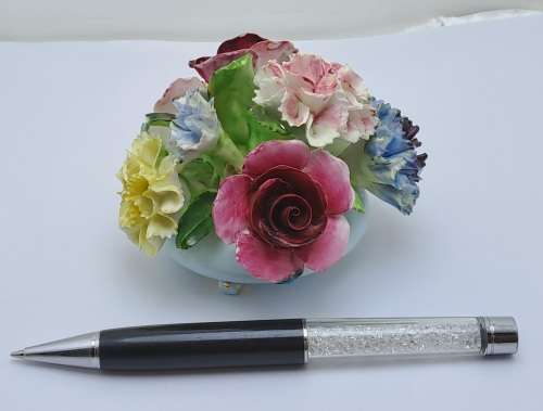 Vintage English Royal Adderley Hand-Painted & Gilt Bone China Floral Bouquet(Posy)- DAMAGED.