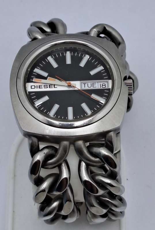 Pre-owned Unused Mens Diesel Solid Stainless steel Quartz Watch -Working -short strap