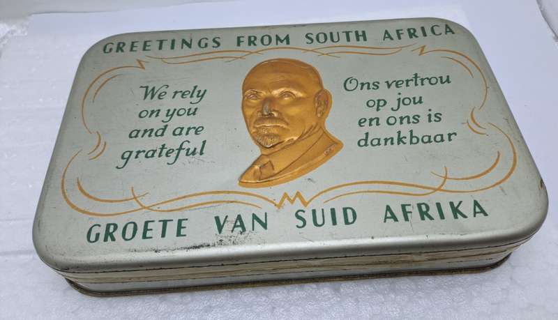 WW2 -Christmas 1940 Jan Smuts Empty Chocalate Gift Tin to S.A Soldiers Fighting the War.