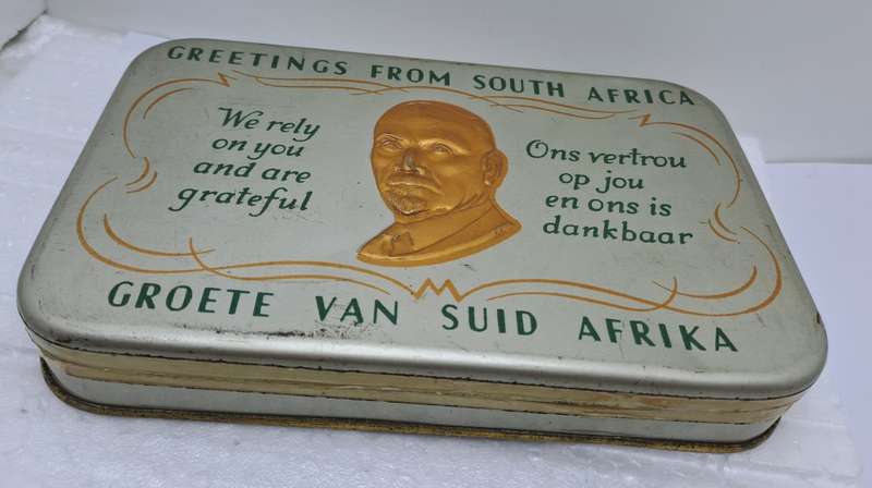 WW2 -Christmas 1940 Jan Smuts Empty Chocalate Gift Tin to S.A Soldiers Fighting the War.