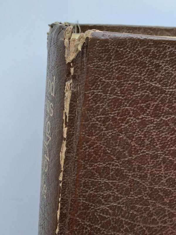 Vintage Bible 1986:The Good News Bible ISBN 0 7983 0253 XISBN 0 7983 0253 X (Binding is loose)
