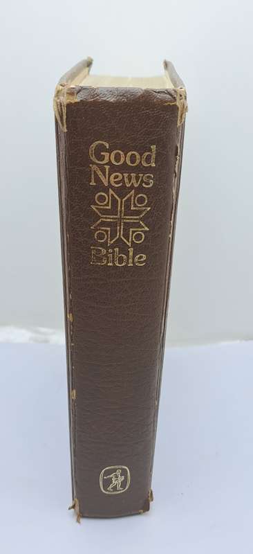 Vintage Bible 1986:The Good News Bible ISBN 0 7983 0253 XISBN 0 7983 0253 X (Binding is loose)