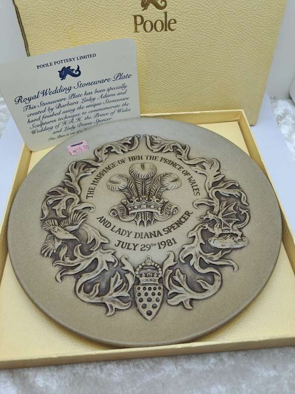 Limited Edition Stoneware Plate Royal wedding 1981 HRH Prince Charles and Lady Diana-By Poole