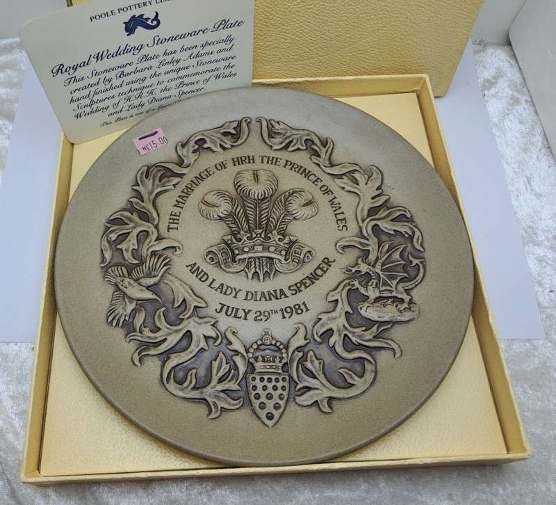Limited Edition Stoneware Plate Royal wedding 1981 HRH Prince Charles and Lady Diana-By Poole