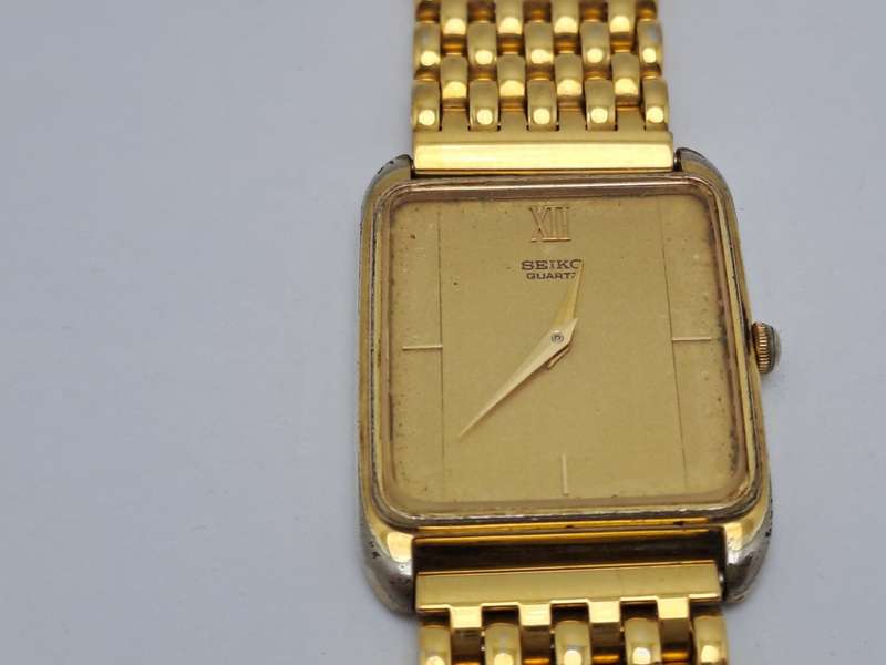Pre-owned Vintage Seiko Quartz -Original Strap-Working 6530-5200