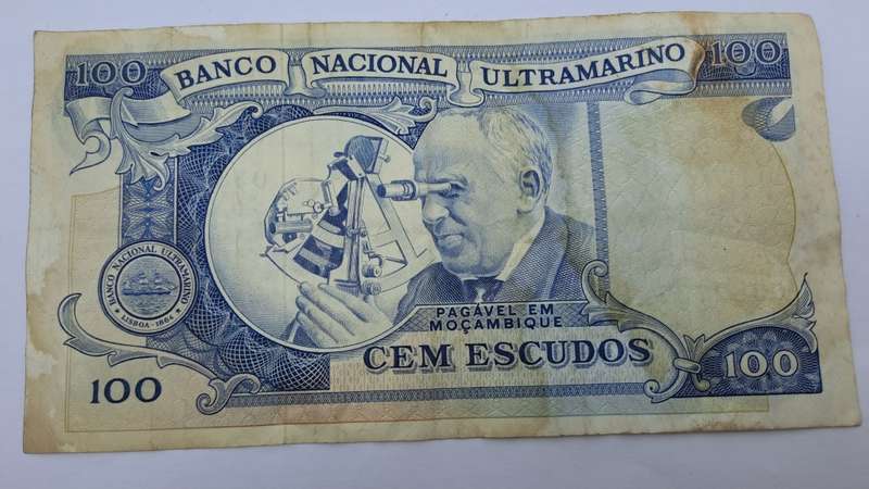 1972 Mozambique 100 Escudos Bank Note