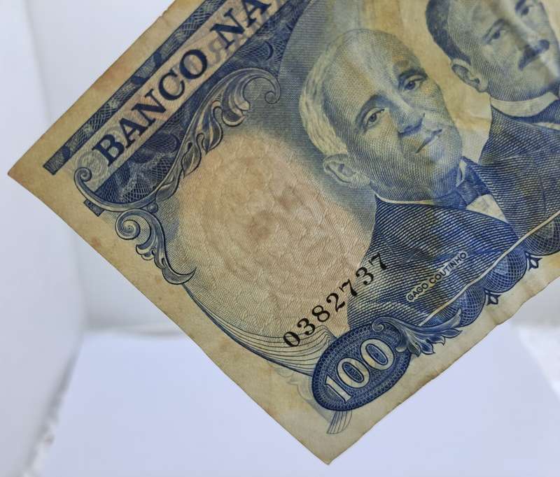 1972 Mozambique 100 Escudos Bank Note