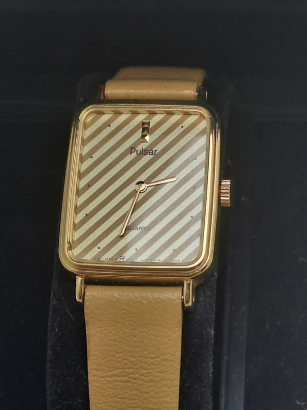 Unused Ladies Pulsar Quartz Watch still in Box -Working
