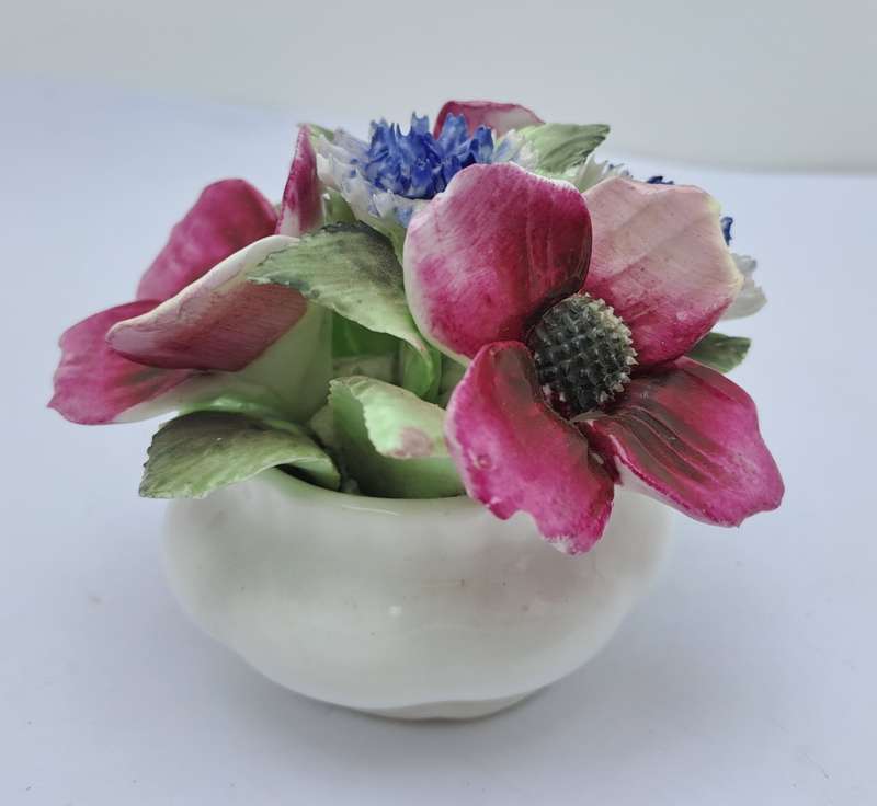 Vintage Royal Albert Bone China Flower of the month series POPPY Floral Bouquet-Posy- Piece missing)
