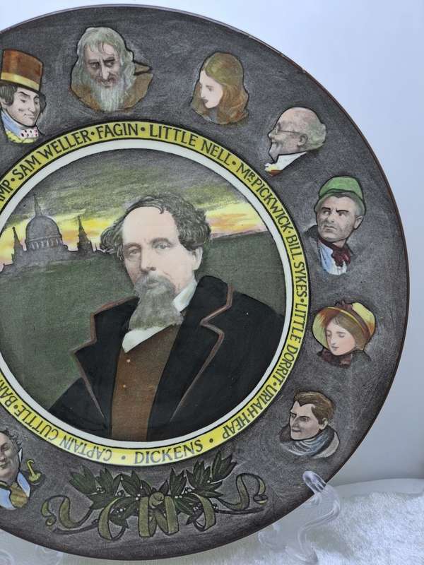 Vintage Royal Doulton D.6306-Dickens Characters Decorative Wall Plate.
