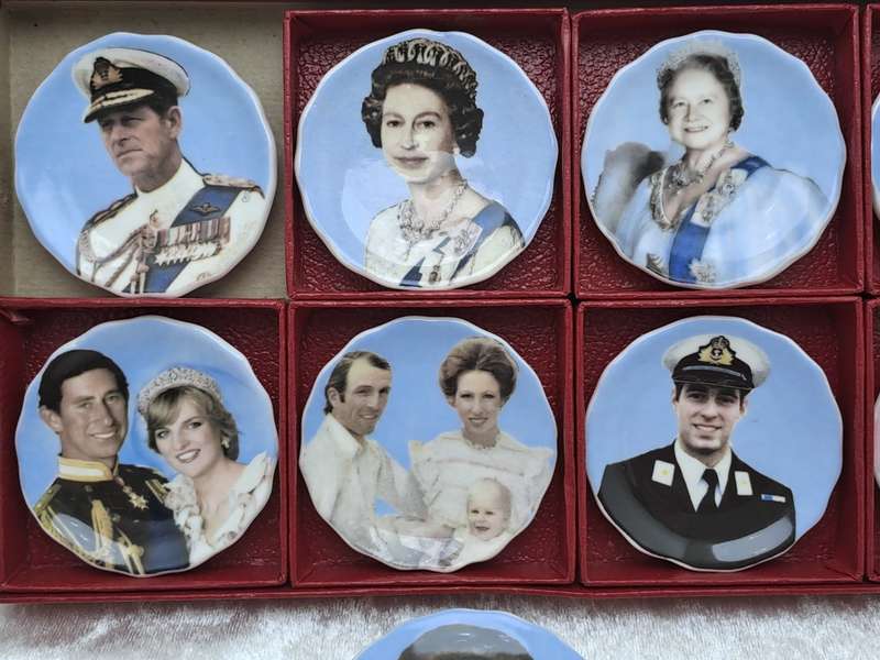 Vintage Circa 1981 The Royal Family set of 8 plus 1-St.George Fine China mini Plates