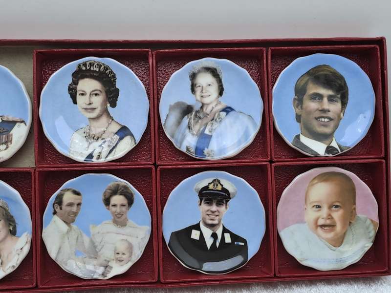 Vintage Circa 1981 The Royal Family set of 8 plus 1-St.George Fine China mini Plates