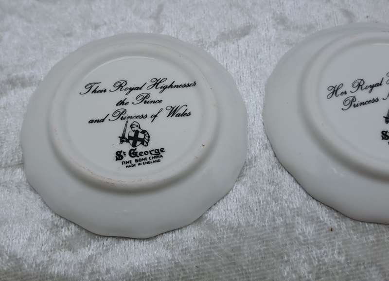 Vintage Circa 1981 The Royal Family set of 8 plus 1-St.George Fine China mini Plates