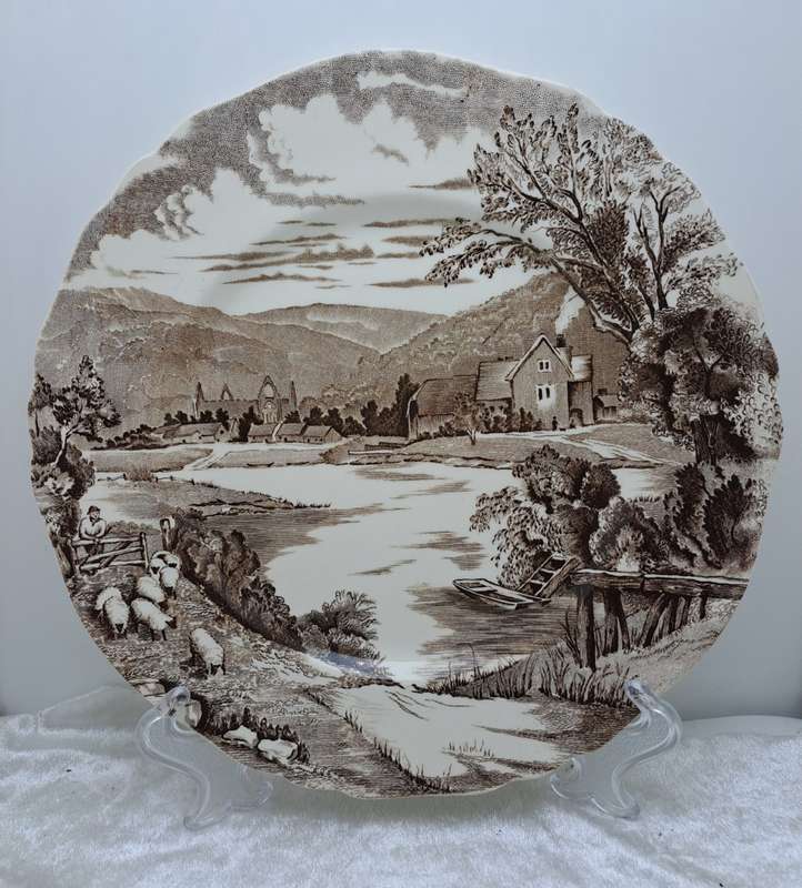 Vintage Alfred Meakin `Tintern` Hand Engraved Porcelain Plate  -Made in England.