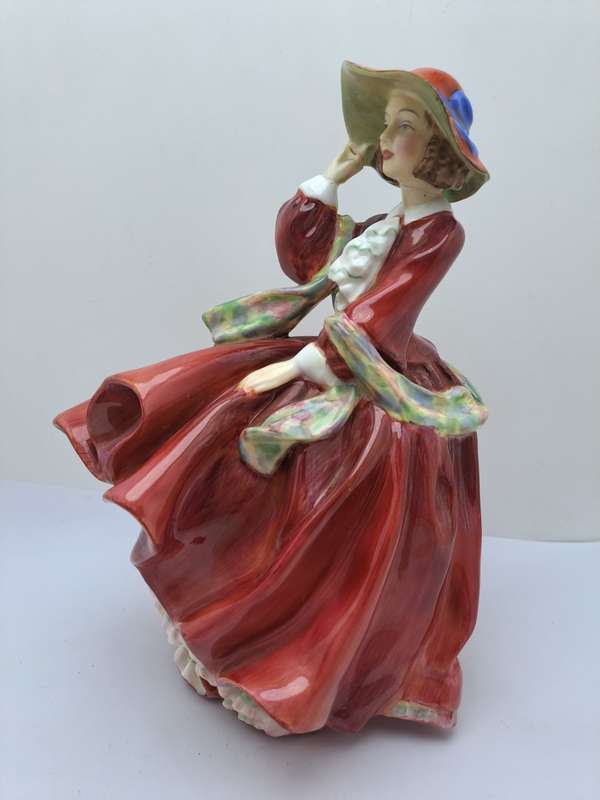 Vintage Royal Doulton Porcelain Figurine `Top of the Gill` HN 1834 -Repaired.