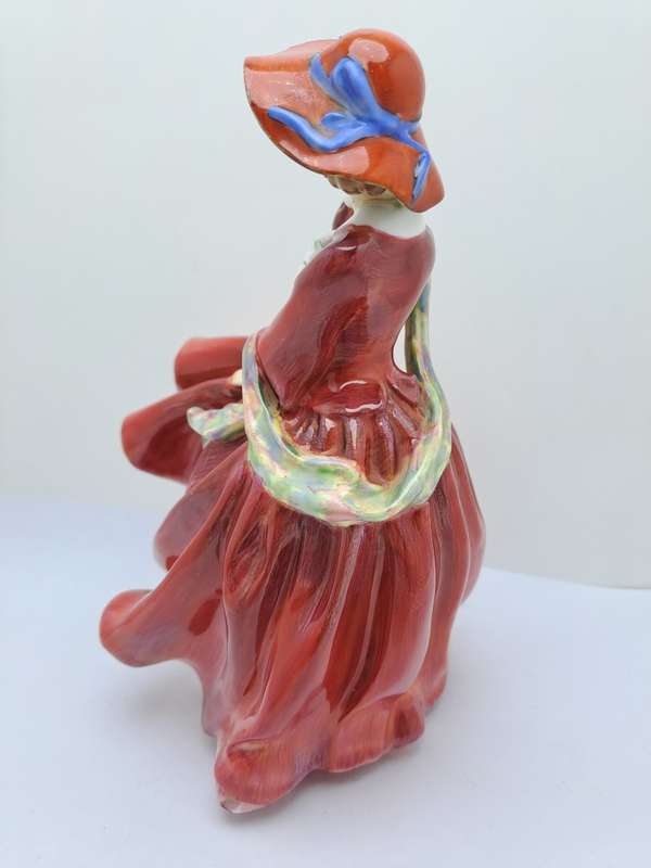 Vintage Royal Doulton Porcelain Figurine `Top of the Gill` HN 1834 -Repaired.