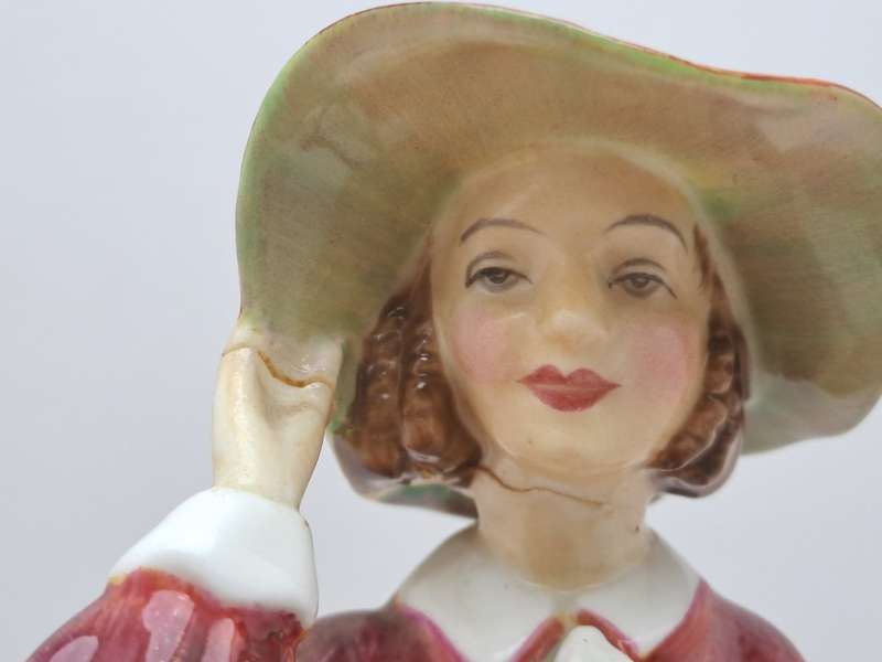 Vintage Royal Doulton Porcelain Figurine `Top of the Gill` HN 1834 -Repaired.