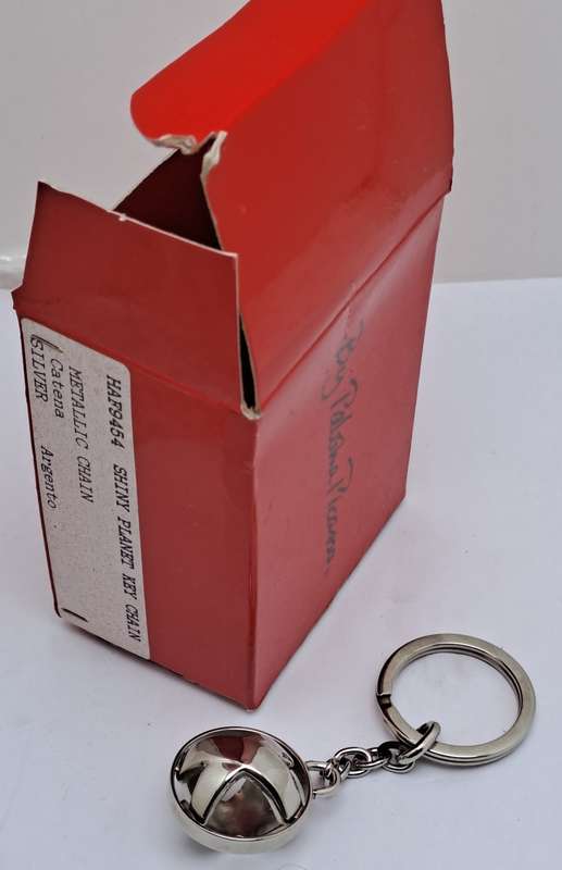 By Designer Paloma Picasso-Shiny Planet Key Chain Catena Silver Argento ITALY-Unused -Boxed