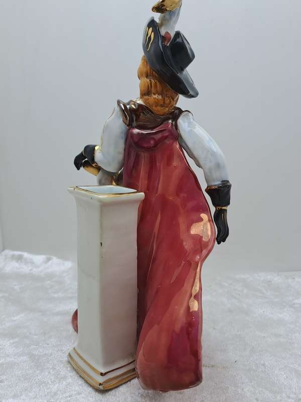 Vintage  G.Gianeli Porcelain Figurine -Made in Italy