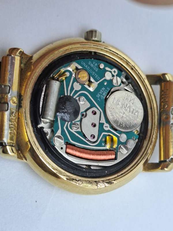 Pre-Owned Vintage Raymond Weil Geneve 9940 18k Gold Electroplated Ladies Quartz watch -Working