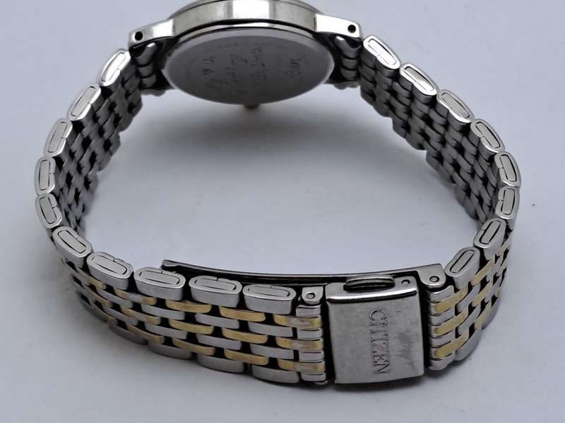 Vintage Citizen WR50 Quartz Ladies Watch -Working -Back Cover engraved -Boxed
