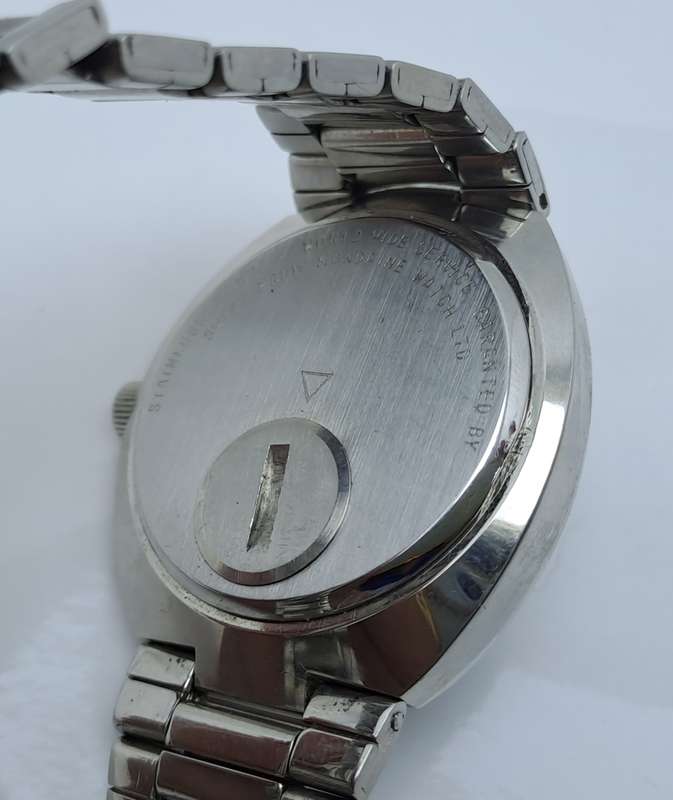 Vintage Bucherer Day/Date Swiss Made Mens Quartz Watch -  Working-Good condition