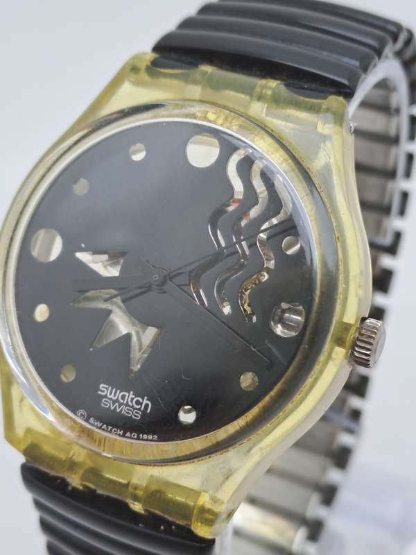 Pre-Owned Vintage Ladies Swiss Black face Swatch  AG1992 quartz watch -Working