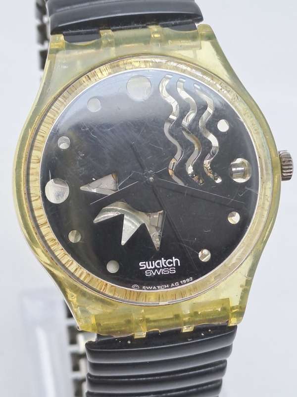 Pre-Owned Vintage Ladies Swiss Black face Swatch  AG1992 quartz watch -Working