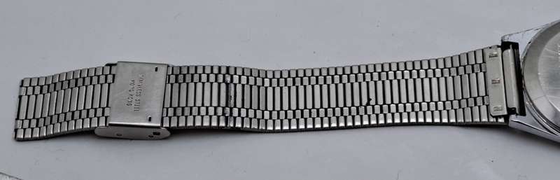 Pre-Owned Men`s 1990`s Lorus Quartz Watch Y131-8010 -Working -Engraved