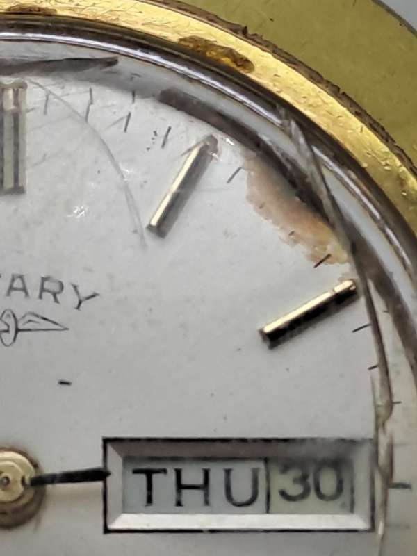 Vintage Mens Swiss ROTARY Day/Date Automatic Watch -21 Jewels -Working -need new Lens
