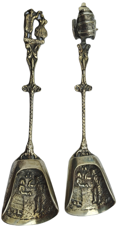 2  Vintage Royal Copenhagen Pictorial Caddy Spoons -Boxed-Made in Holland