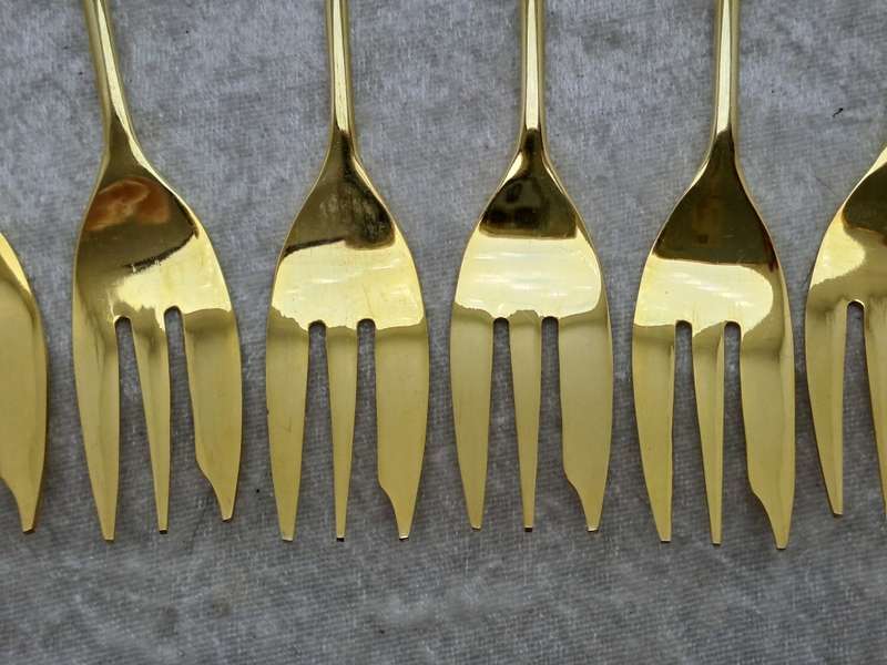 6 EETRITE 24KT Gold Plated Cake Forks. 14cm