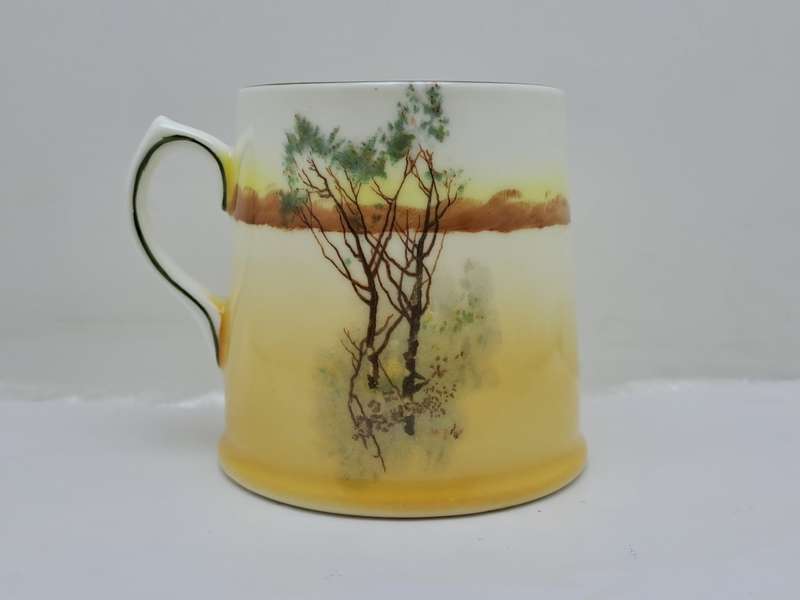 Vintage Royal Doulton Coaching scene Mug 7,5cm x 8,5cm Made in England