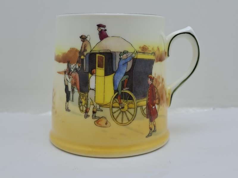 Vintage Royal Doulton Coaching scene Mug 7,5cm x 8,5cm Made in England