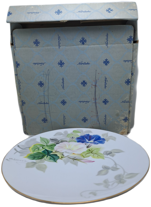 Vintage Noritake `NIPPON TOKI KAISHA` Wall Plate  -still in Original Packaging- 26.6cm
