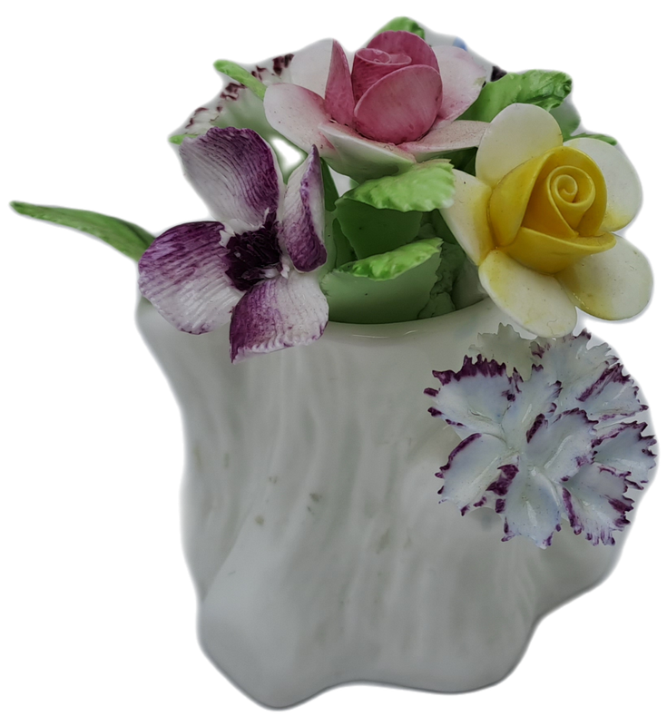 Vintage Royal Doulton Porcelain Flower Bouquet (Posy) - One flower Missing