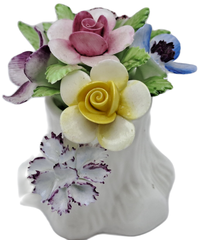 Vintage Royal Doulton Porcelain Flower Bouquet (Posy) - One flower Missing