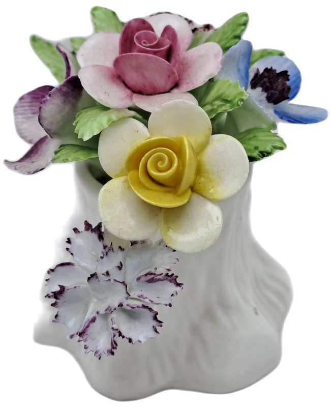 Vintage Royal Doulton Porcelain Flower Bouquet (Posy) - One flower Missing