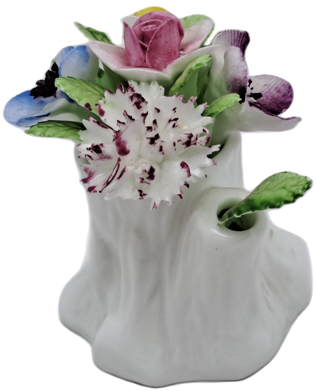 Vintage Royal Doulton Porcelain Flower Bouquet (Posy) - One flower Missing