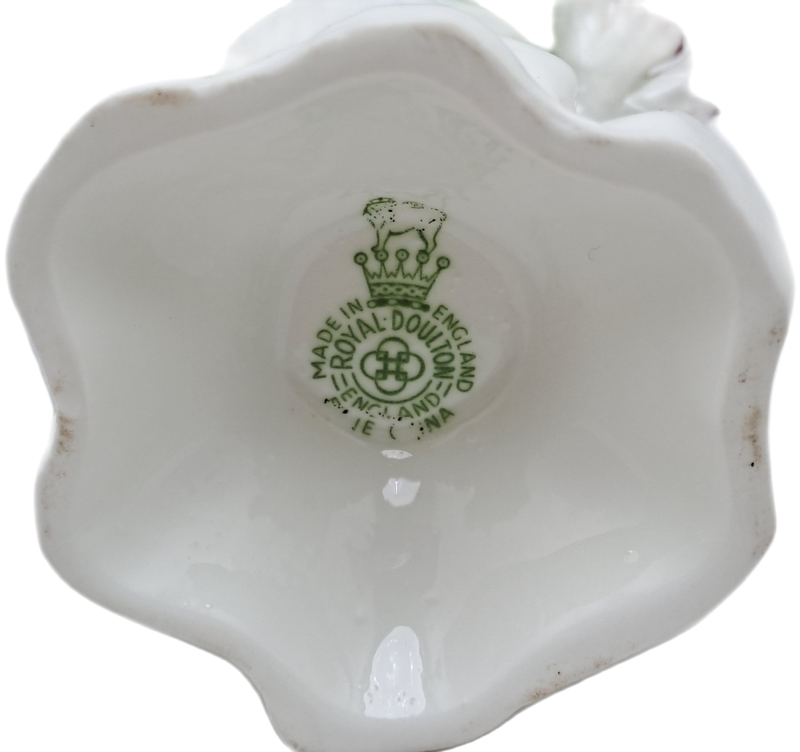 Vintage Royal Doulton Porcelain Flower Bouquet (Posy) - One flower Missing