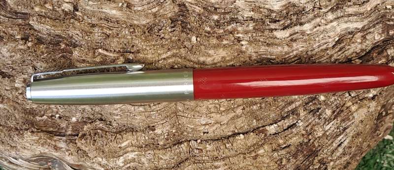 Vintage Parker 21 Fountain pen  with Squeeze Converter INK tested - with case