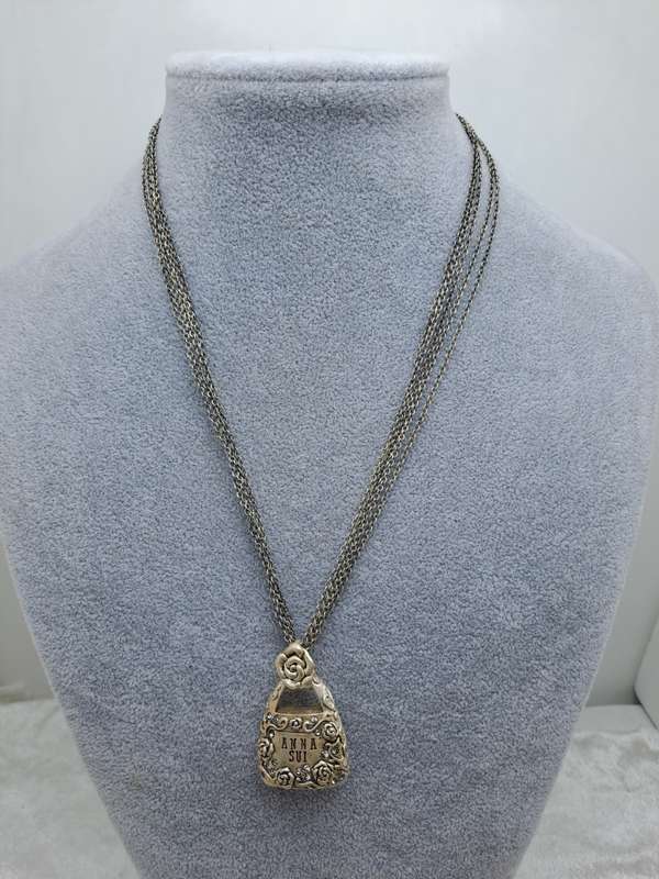 Pre-Owned Anna Sui American fashion designer Necklace with Pendant