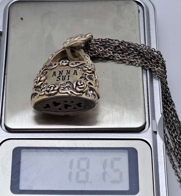 Pre-Owned Anna Sui American fashion designer Necklace with Pendant