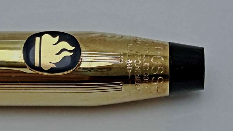 Vintage Cross 10kt Rolled Gold Fountain Pen with 18kt 750  Nib-Ink tested -extra converter in Case.
