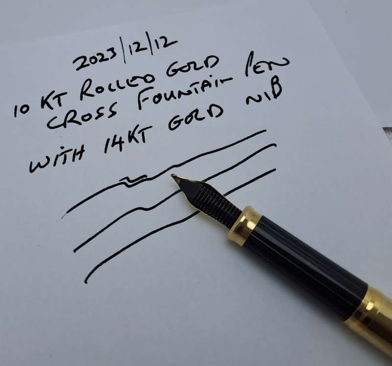 Vintage Cross 10kt Rolled Gold Fountain Pen with 18kt 750  Nib-Ink tested -extra converter in Case.