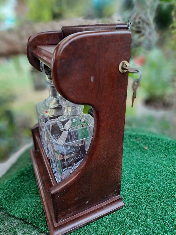 Vintage 2 decanter Tantalus with Oak Frame -with Key